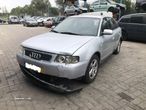 Audi A3 (8L1)  1.6i de 2002 - 1