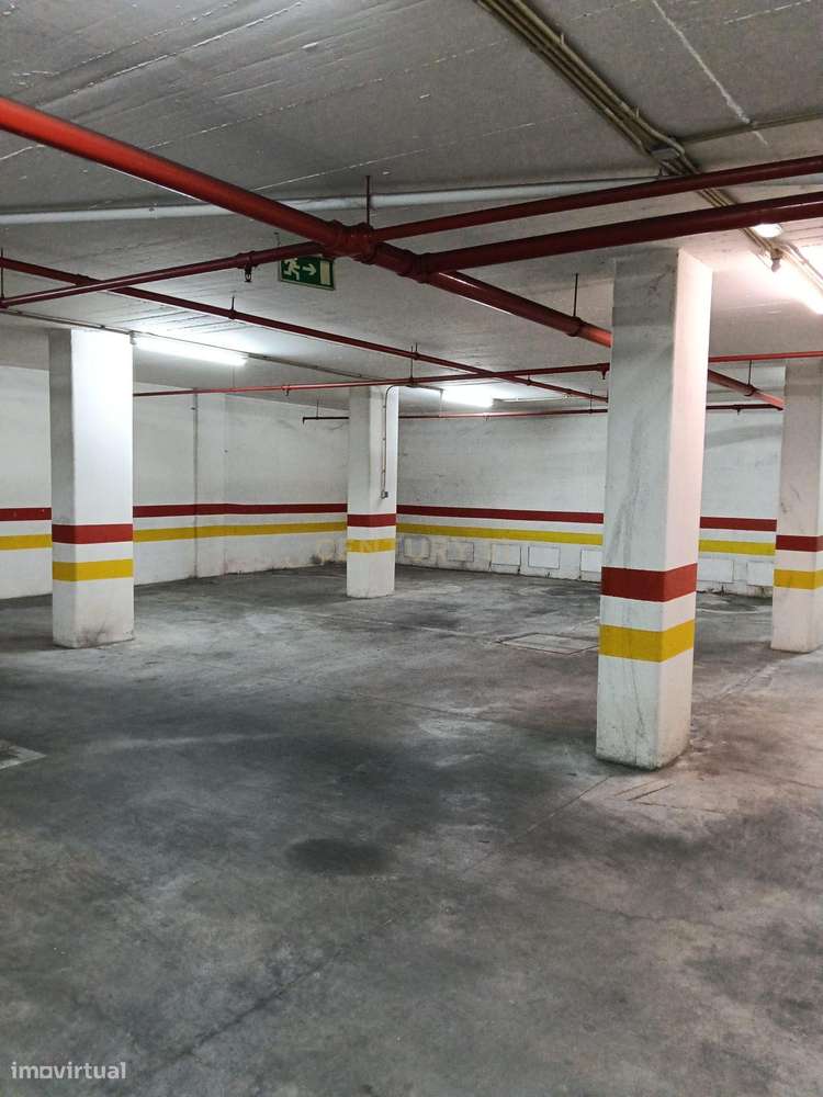 Venda – Espaço Comercial na Ameixoeira-10