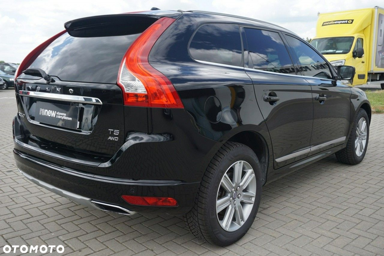 Volvo XC 60 T5 AWD Inscription - 5