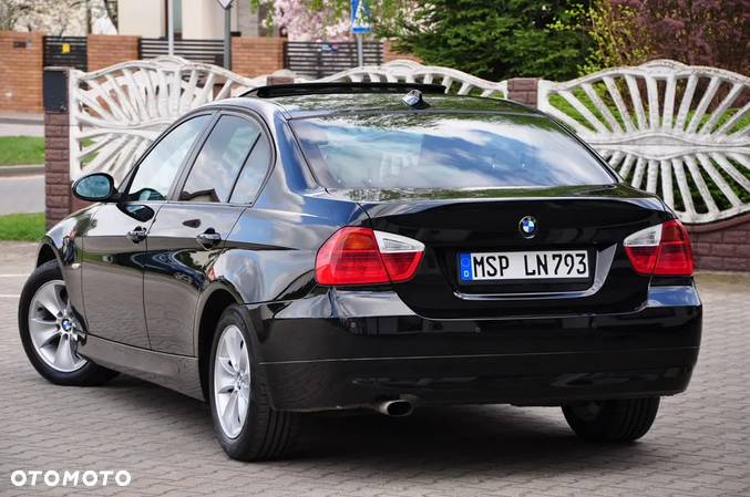 BMW Seria 3 320d Efficient Dynamic Edition - 20