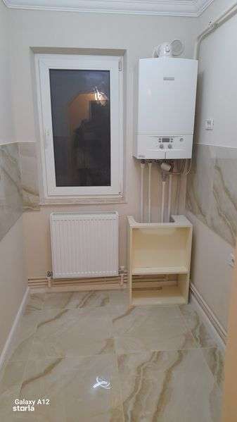 Vand apartament 2 camere central,etaj 2 ,complet  renovat! - Imagine principală: 5/8