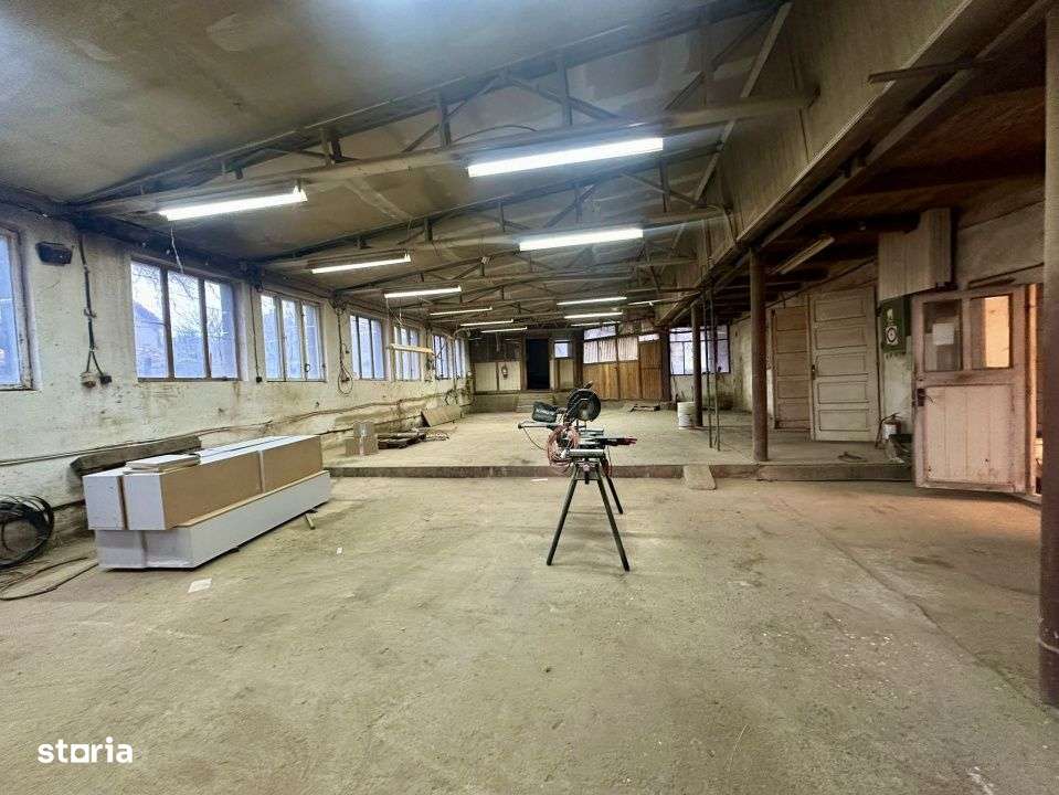 Proprietate mixta de vanzare – locuinta + hala – Tasnad, SM-3