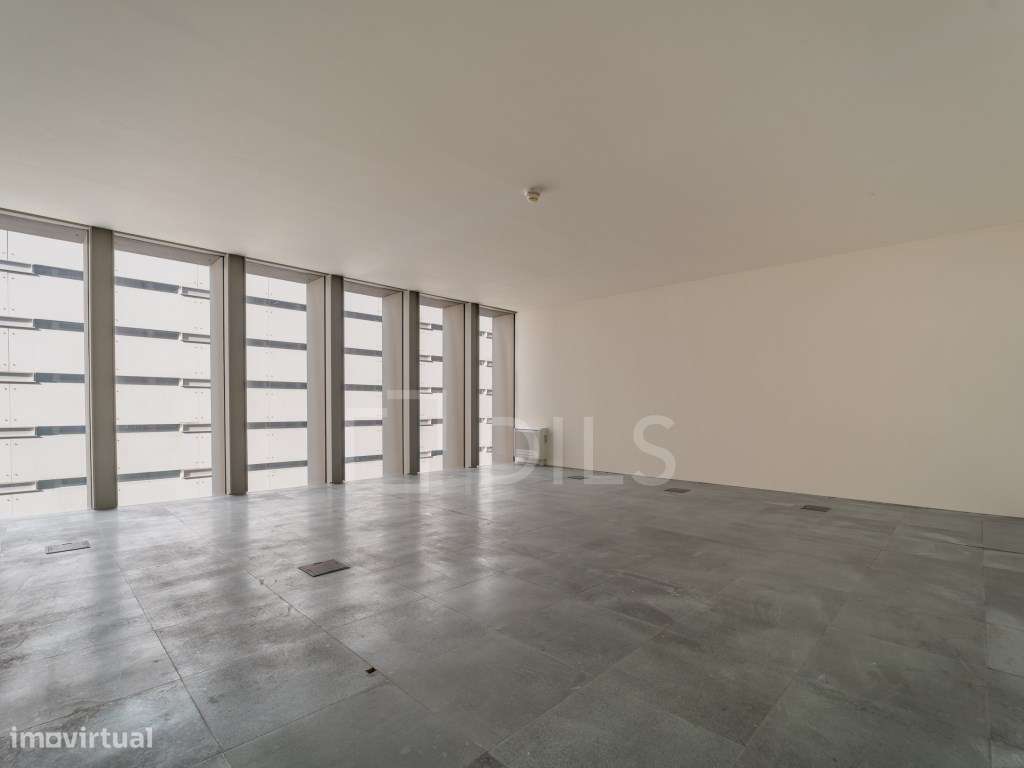 Escritório para arrendar - edifício Burgo Centro, no Porto - Grande imagem: 5/17