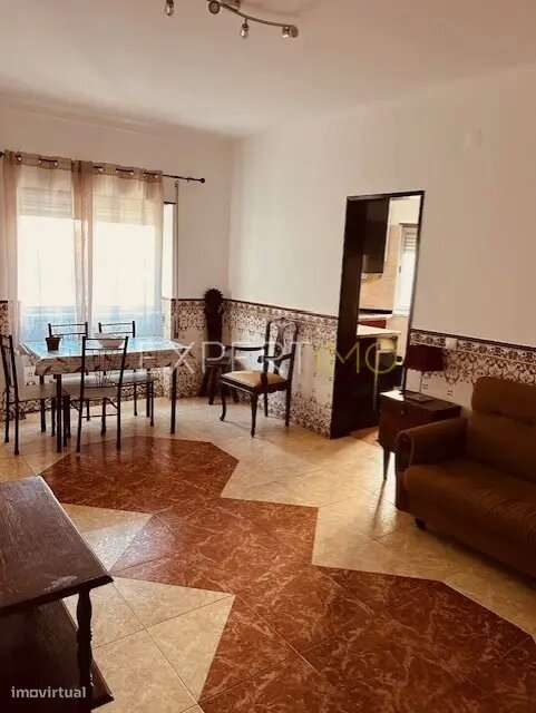 Apartamento T2, próximo do centro da cidade - Caldas da Rainha - Grande imagem: 2/14