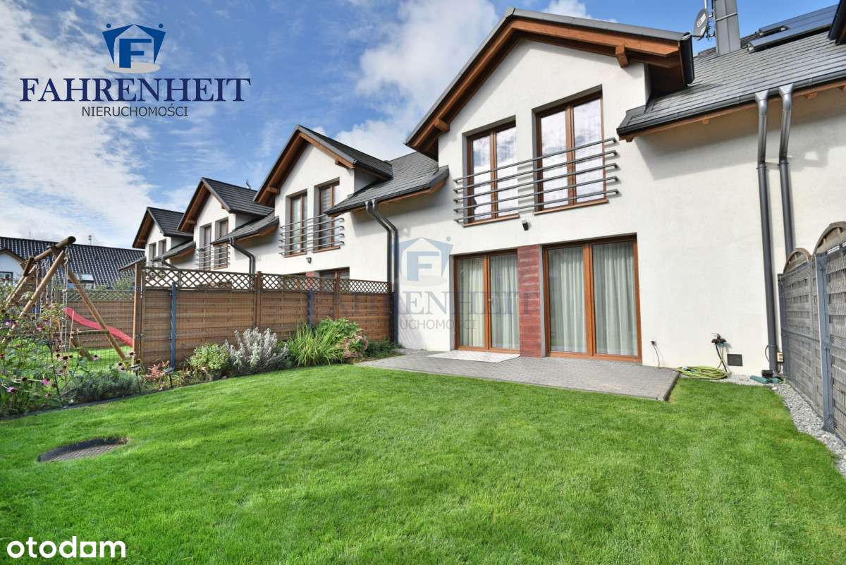 Fotowoltaika, Garaż, Wirtualny Spacer-10