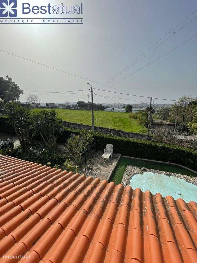 Moradia T4 Isolada - 5 min. Centro Sto. Tirso-46