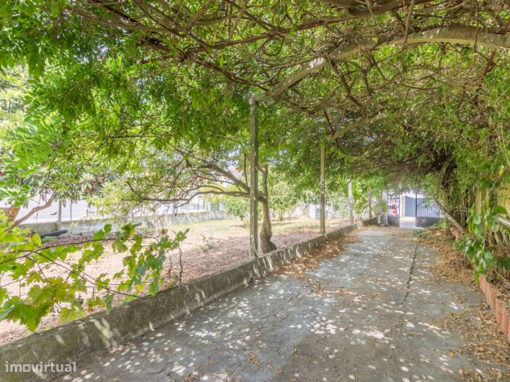 Moradia Isolada T3 - Sobreda - Oportunidade-23