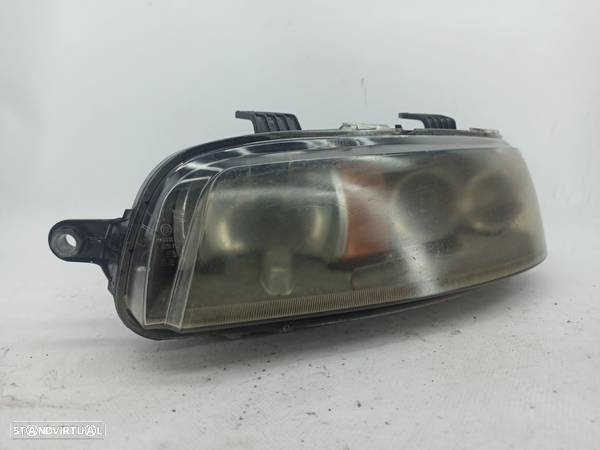 Optica Farol Esquerda Esq Fiat Punto (188_) - 1