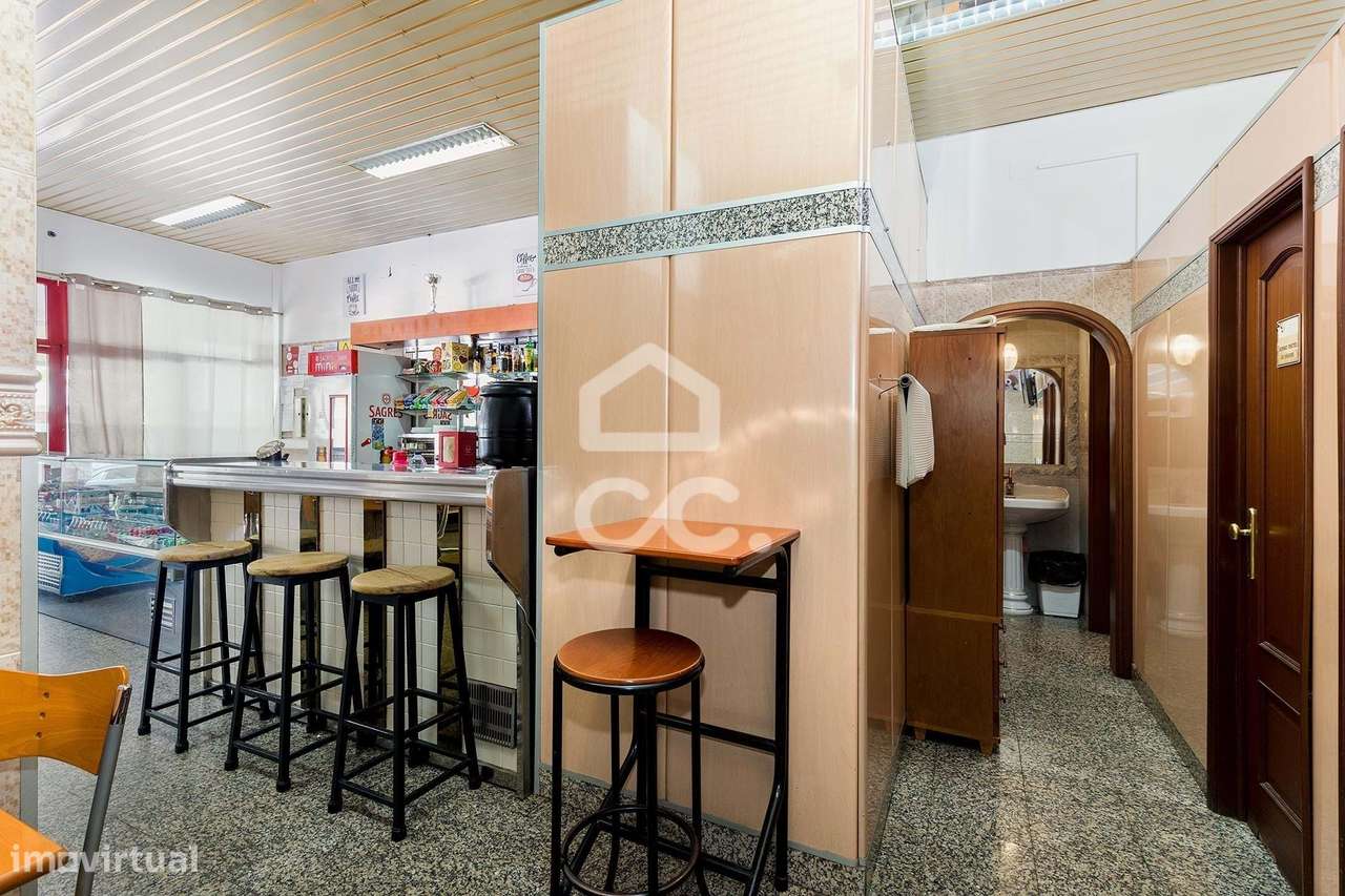 Espaço Comercial de 78 m2 c/ esplanada | Bairro do Granito (Évora) - Grande imagem: 4/8