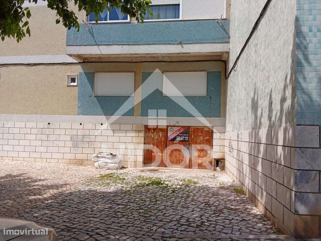 Lg. Garagem na Rua Bartolomeu Dias nº26 - Grande imagem: 2/11