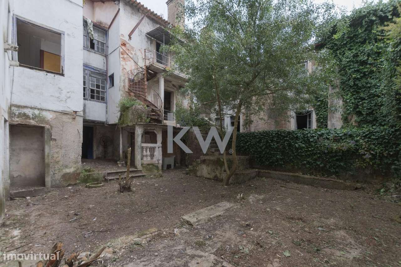 Edifício Icónico no Coração de Leiria à Venda - Grande imagem: 4/19