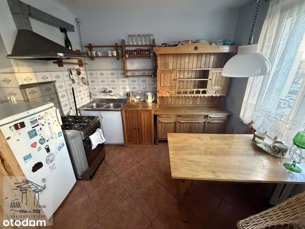 Winogrady Osiedle Zwycięstwa 3 , Mieszkanie 4 pokoje, balkon , 2 ptr.-0