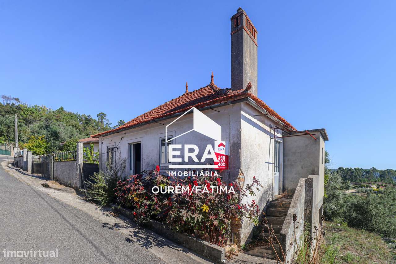 Moradia T2 para reconstrução no Olival - Grande imagem: 2/20