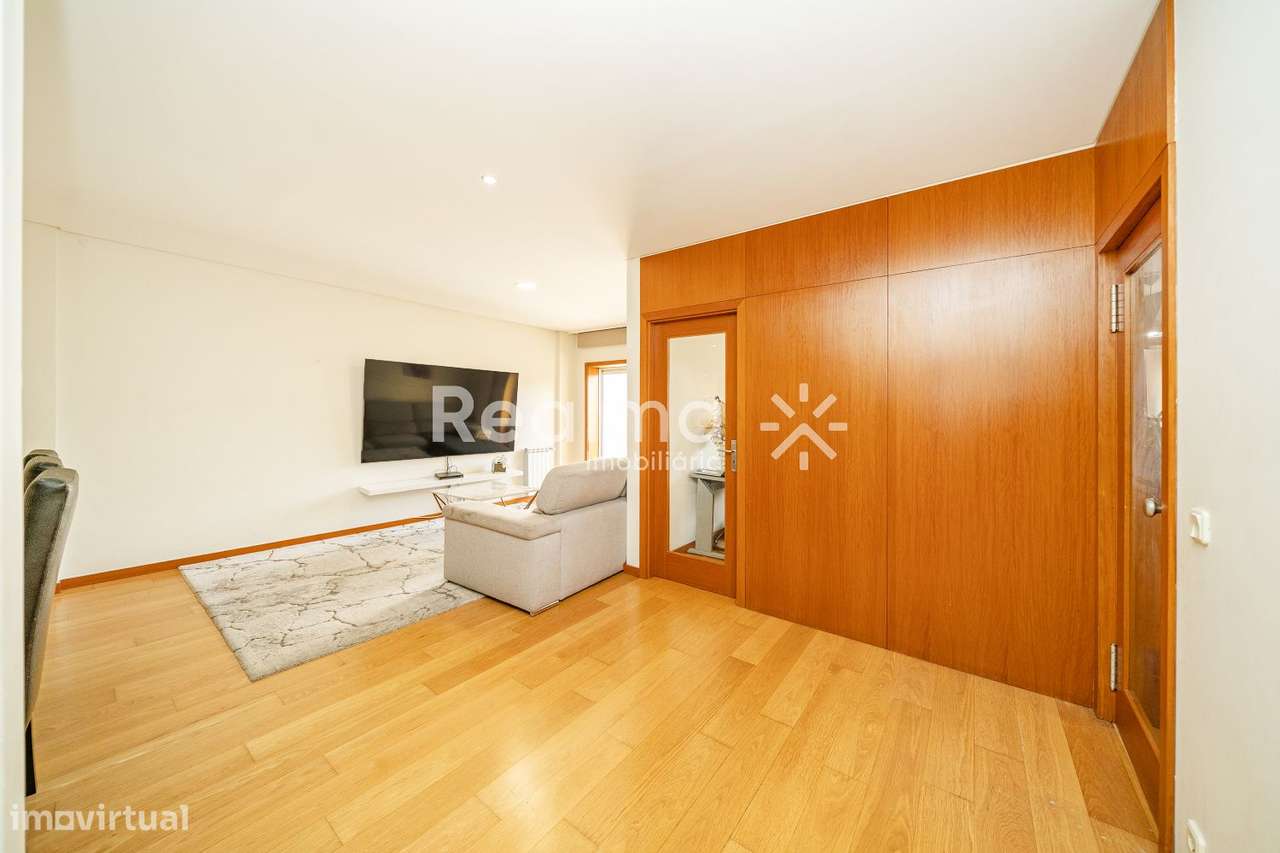 Apartamento T5 em S.Victor-9