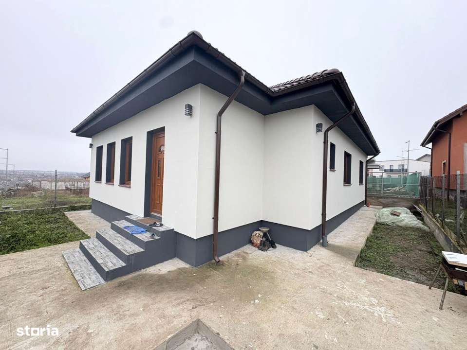 Casa la sol 4 camere , Valu lui Traian - Imagine principală: 2/15