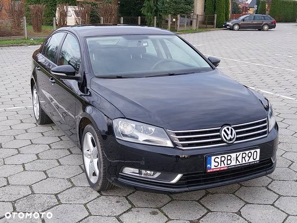 Volkswagen Passat 1.4 TSI BMT Comfortline - 35