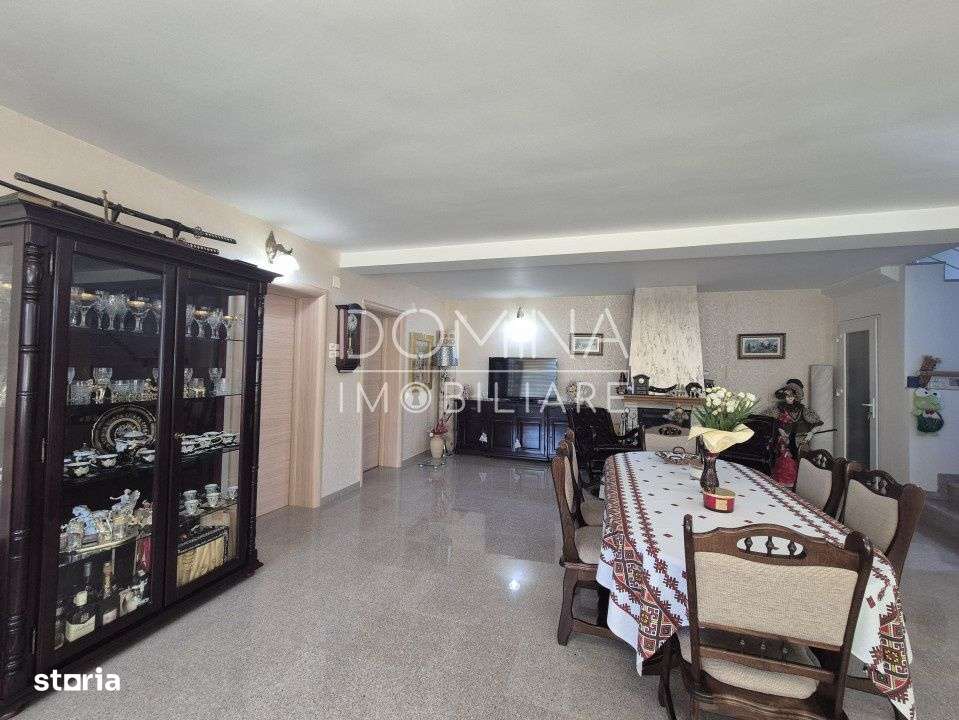 Vanzare proprietate remarcabila situata in zona turistica Runcu - Imagine principală: 2/11