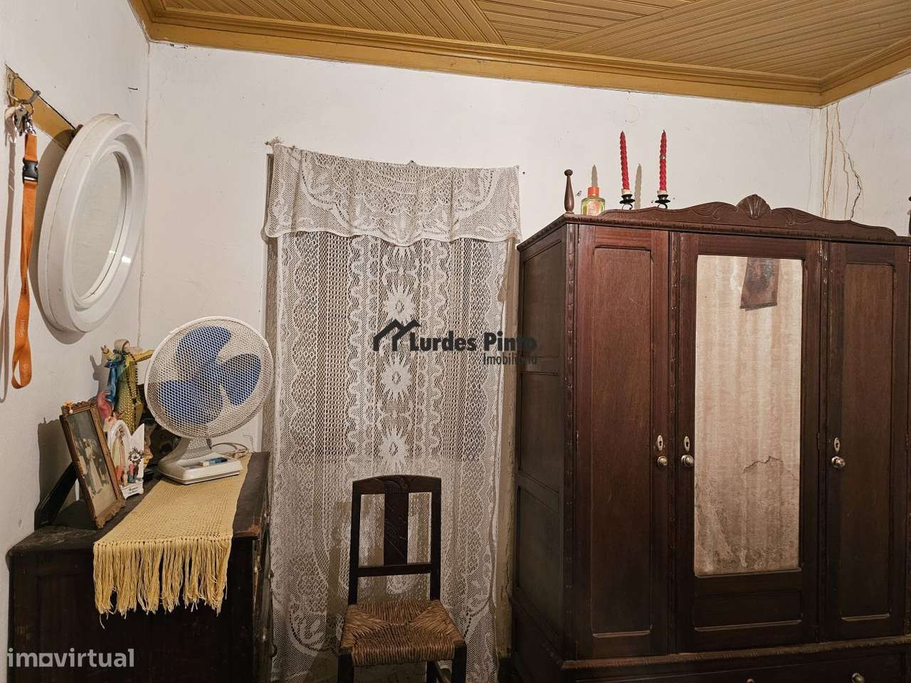 Moradia com dois pisos e logradouro-6