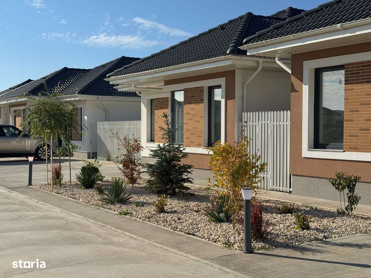 Cel mai vandut proiect din Tunari. Vile parter gata de predare!-5