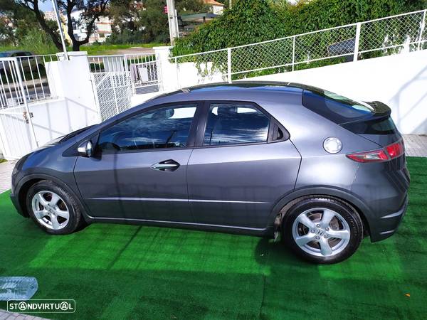 Honda Civic 1.4 i-VTEC Comfort - 8