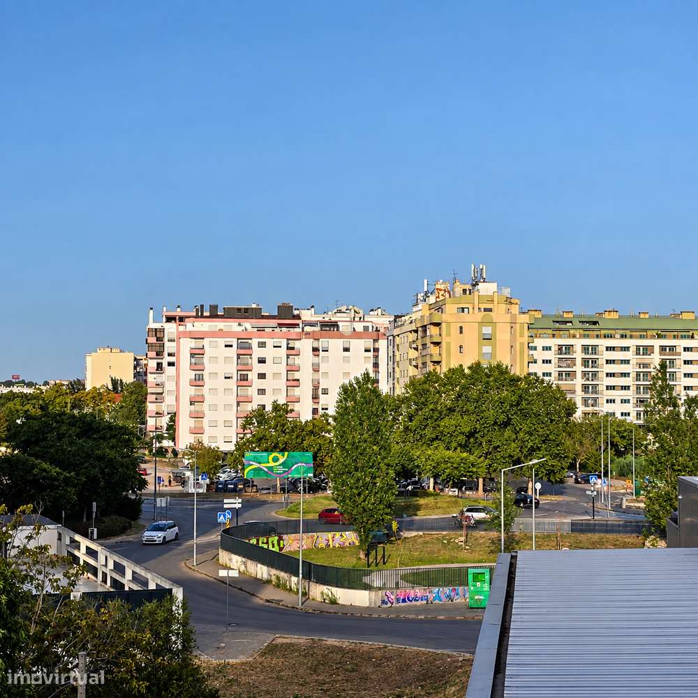 T2/T3 c/varandas - URBISADO - OPORTUNIDADE-20