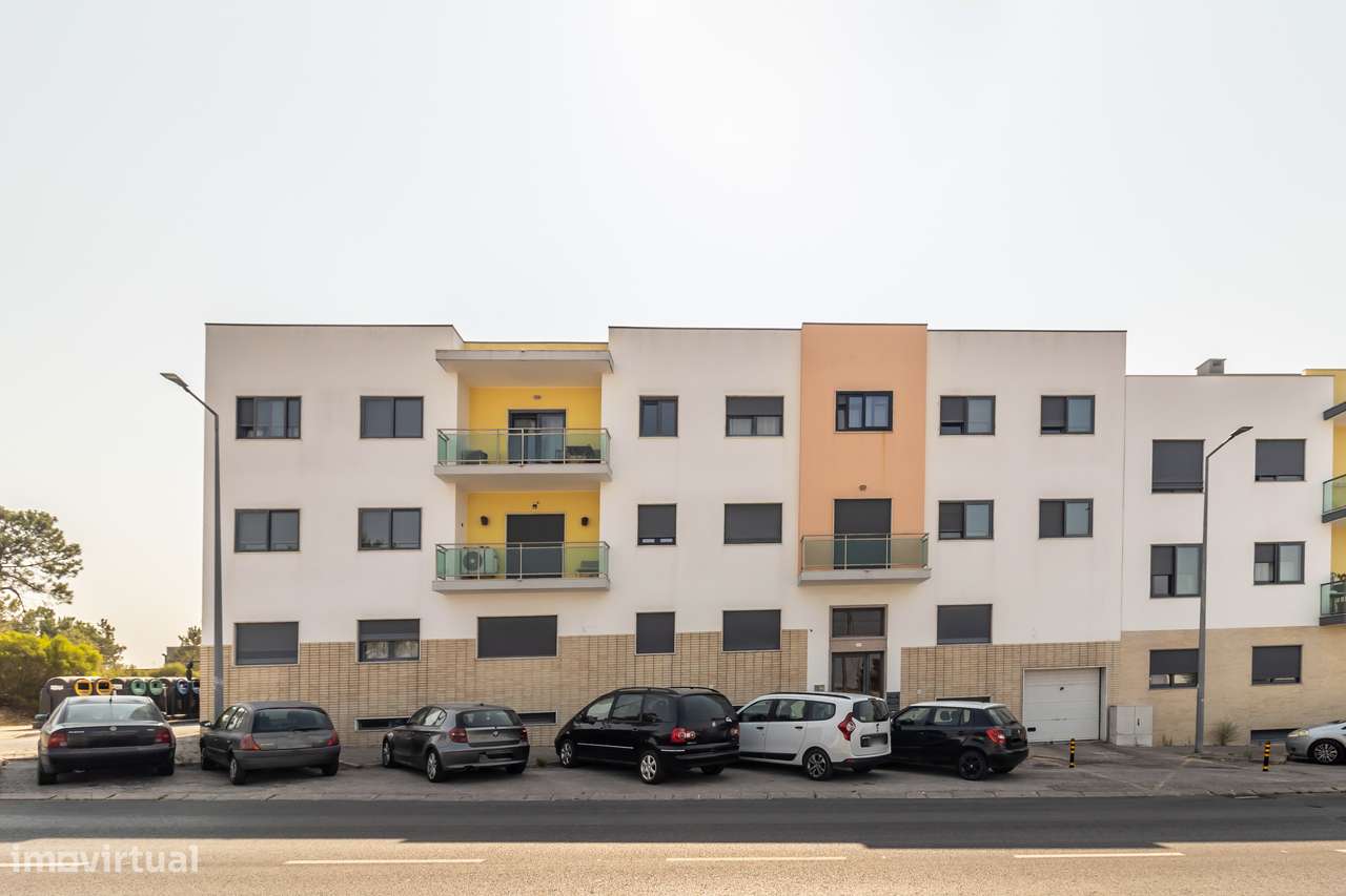 Moderno apartamento T3 com parqueamento e arrecadação-51