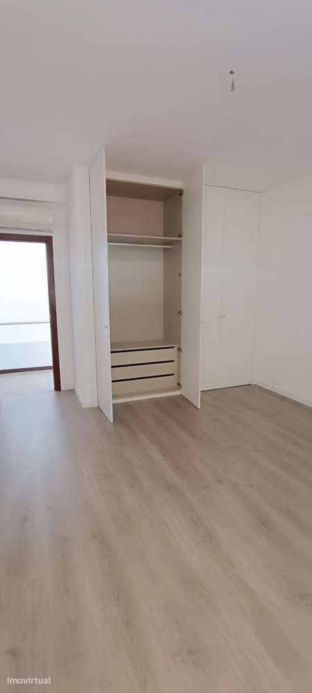 Moradia T4 Isolada na Urbanização do Bonito – Entroncamento-27