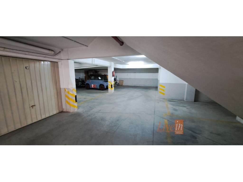 Garagem Box em Mem Martins - Grande imagem: 4/8