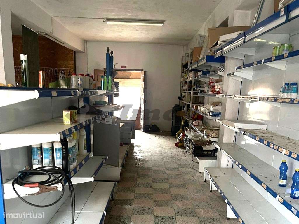 Moradia com Espaço Comercial na Vila de Garvão, Ourique - Grande imagem: 5/18
