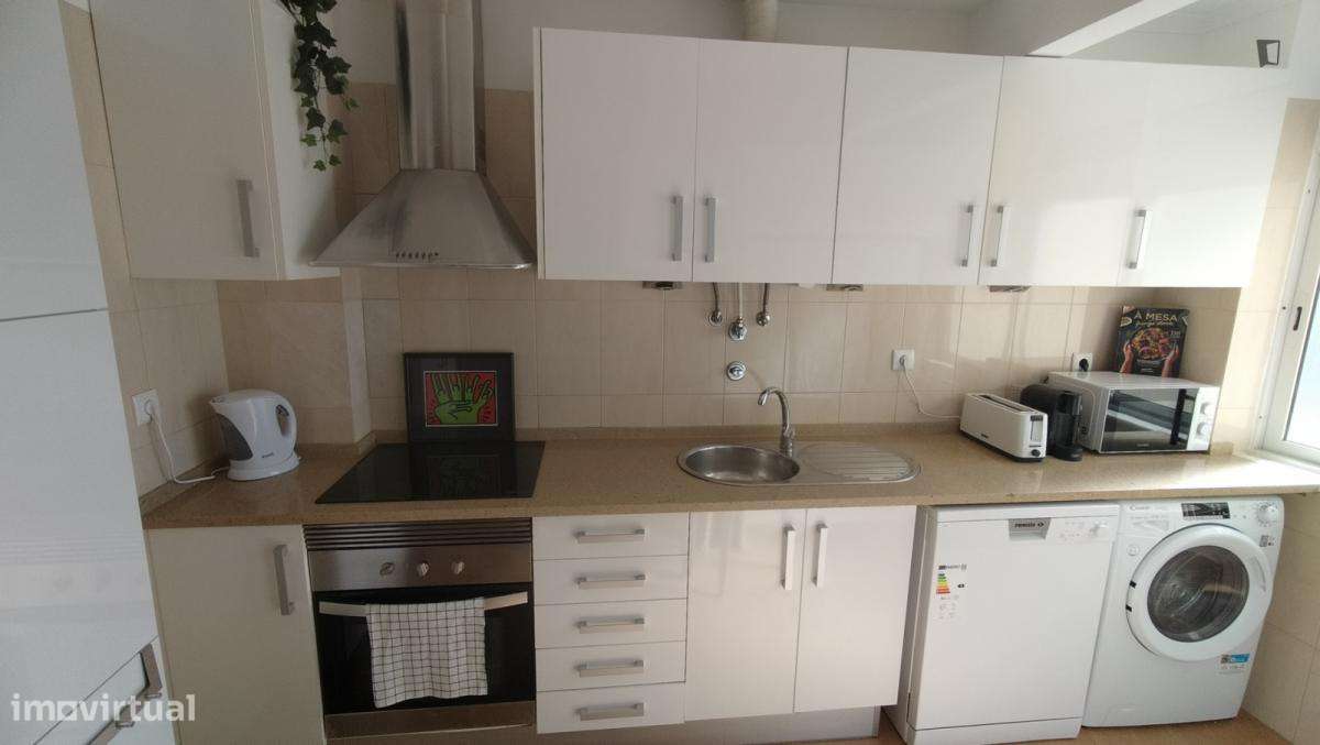 Quarto - localizado em Oeiras Lisbon - Grande imagem: 5/10