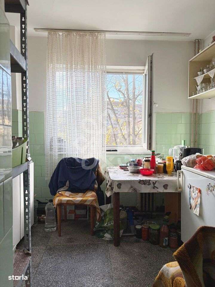 Apartament cu 4 camere de vanzare la etajul 3 in Nufarul-7