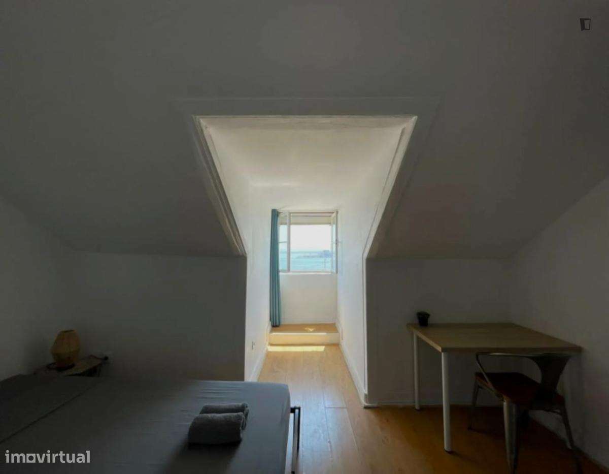 Quarto - localizado em Lapa Lisbon - Grande imagem: 5/10