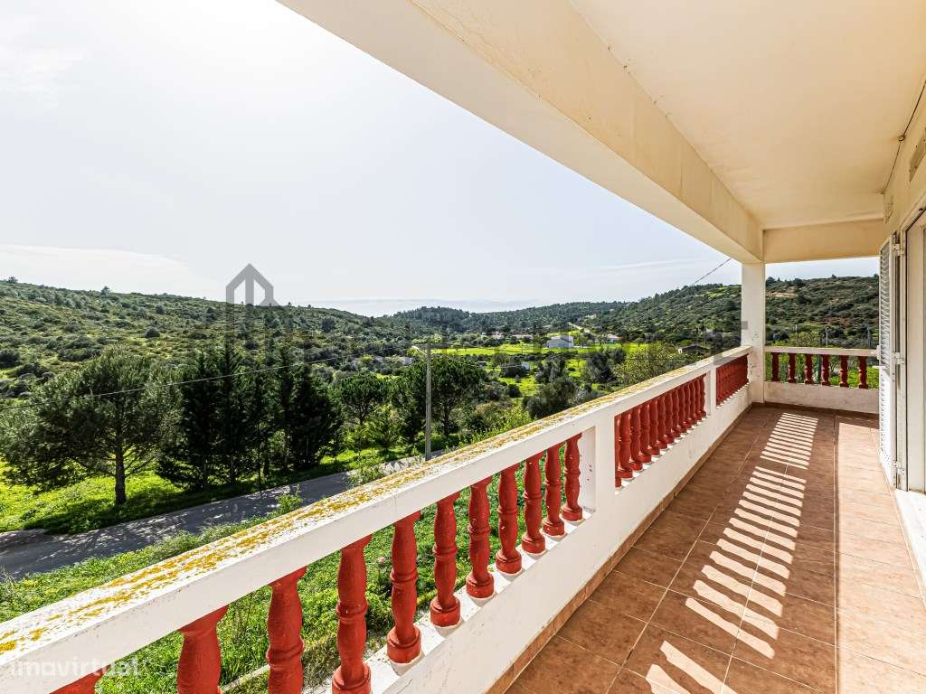 Moradia T3 e Apartamento T2 com Restaurante no Burgau - Grande imagem: 3/50