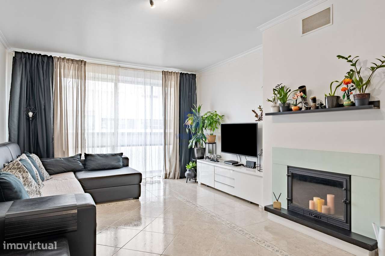 Apartamento T3 com garagem na Baixa da Banheira-5