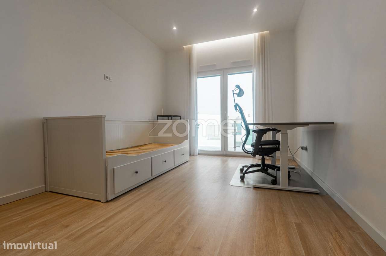 Moradia Isolada T3 com Piscina em Cascais-20