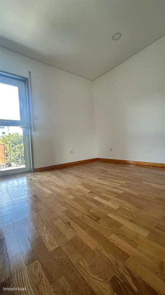 Moradia Isolada T3 Venda em Mafamude e Vilar do Paraíso,Vila Nova de G-14