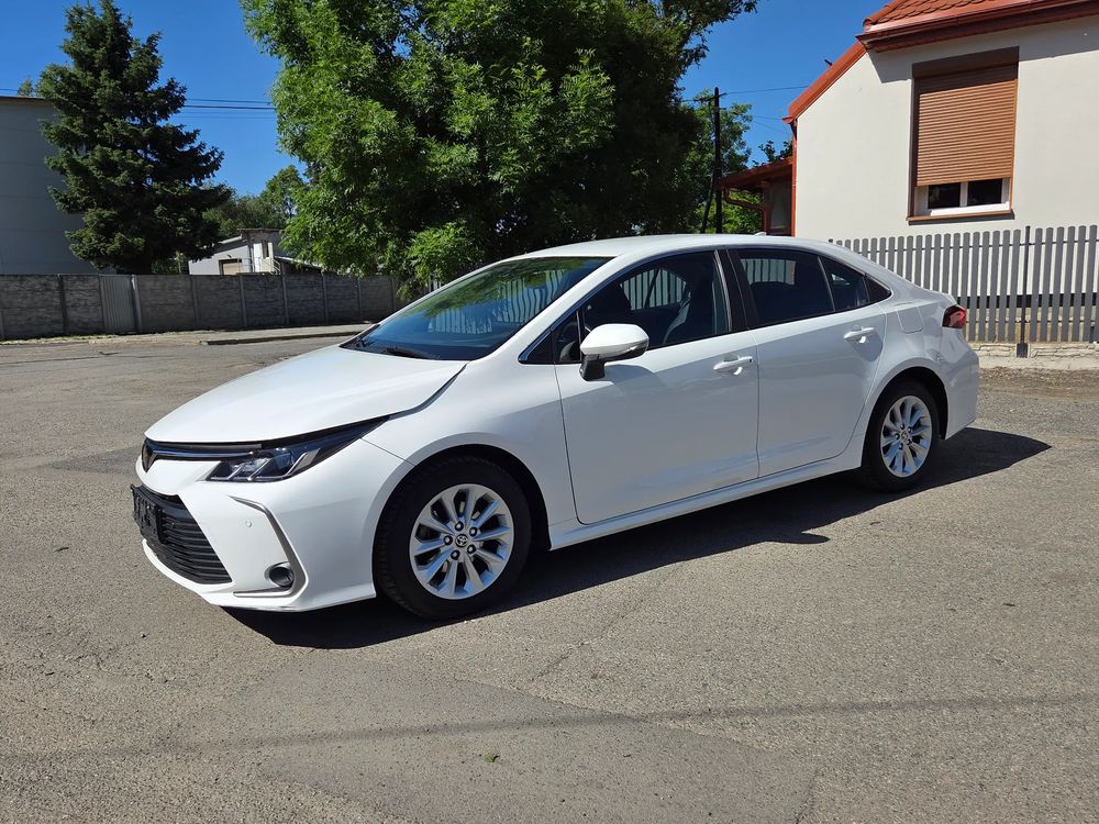 Toyota Corolla Seria E21 1.5 Style 2023