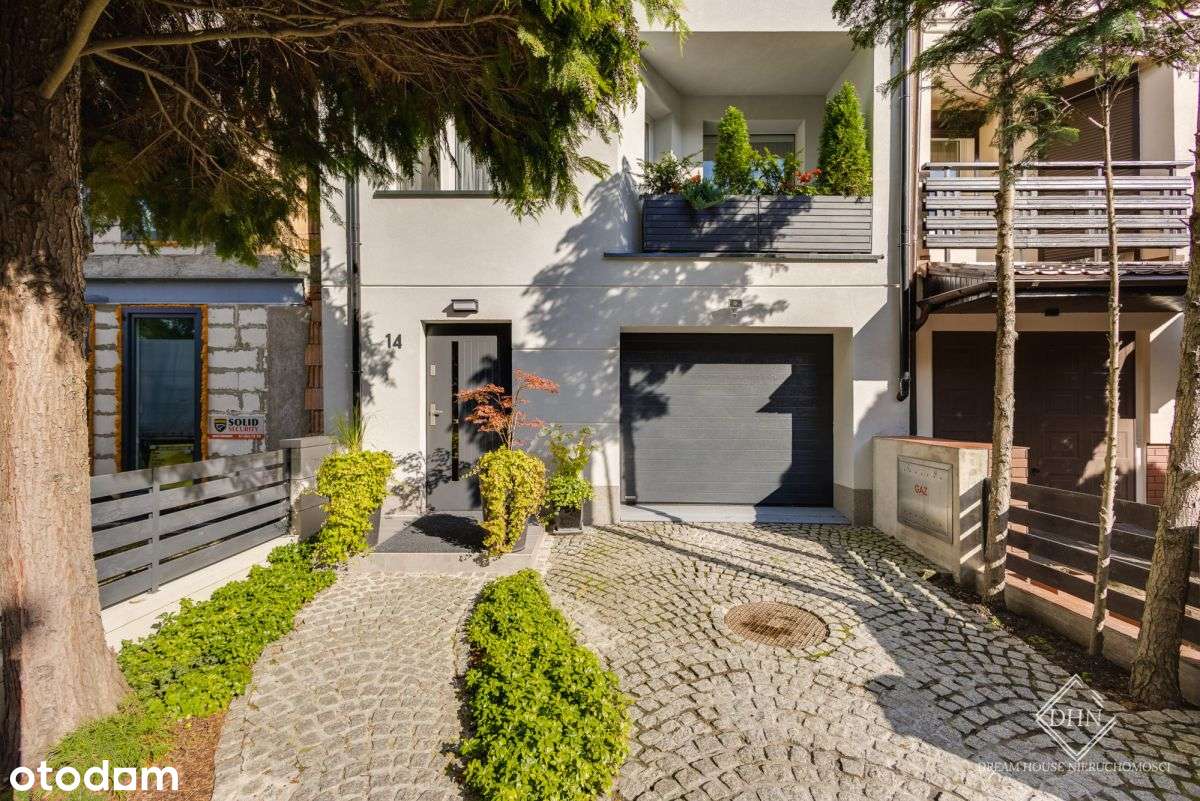 Dom w zabudowie szeregowej | Świetna lokalizacja - Pełny obrazek: 1/8