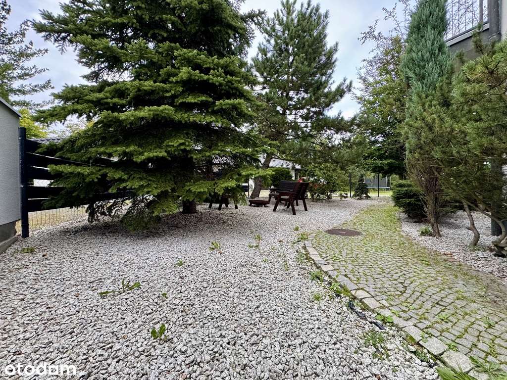 Przestronny apartament + Duży Ogród + 2 łazienki !-16