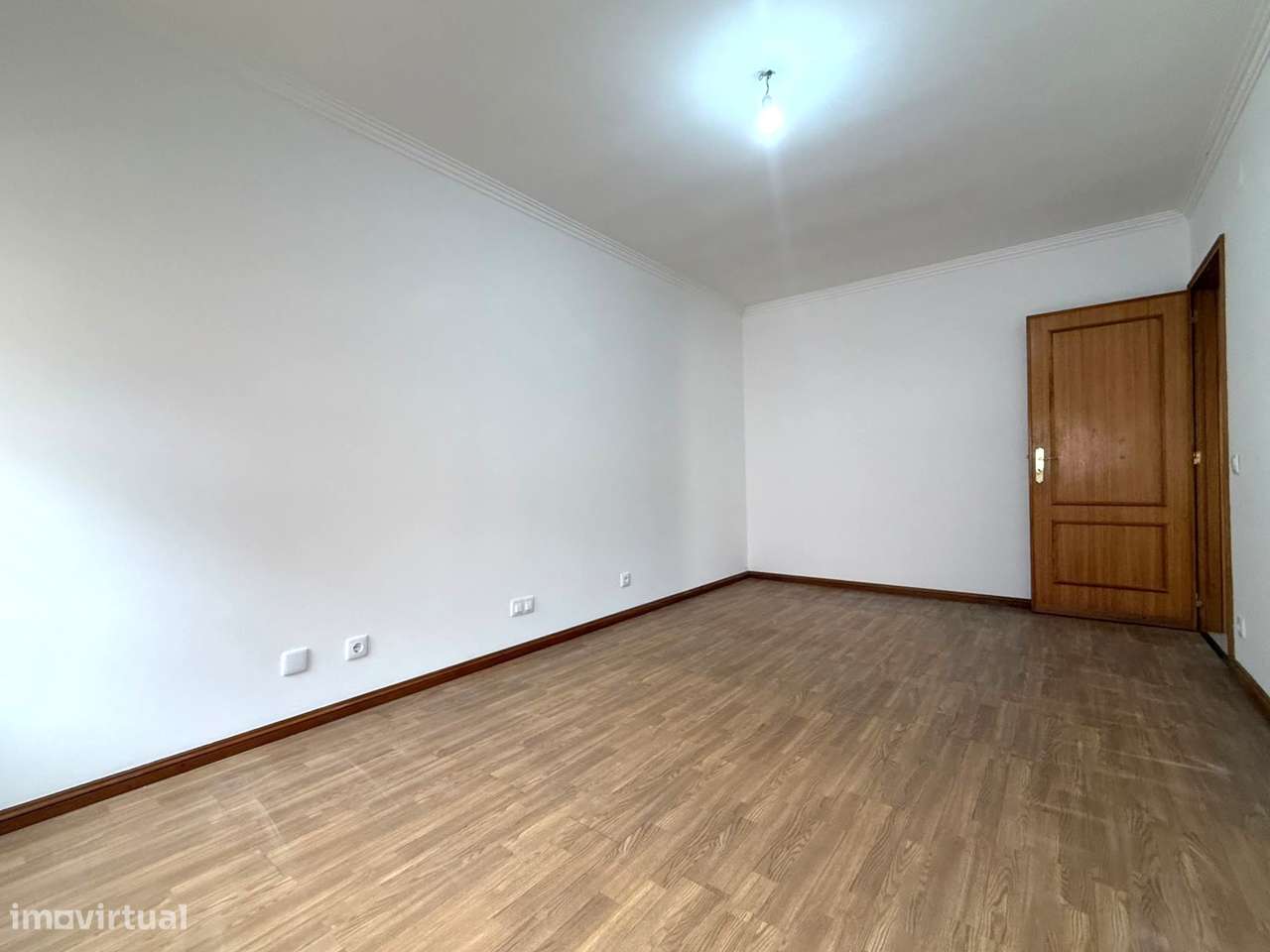 Apartamento T3 com Suíte, Varanda e Garagem – Praia do Furadouro-21
