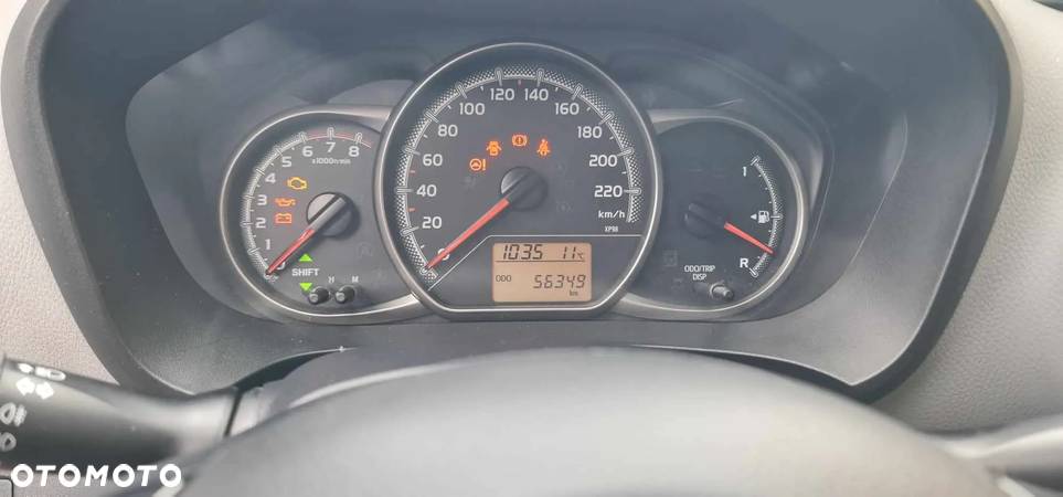 Toyota Yaris 1.0 Premium - 17