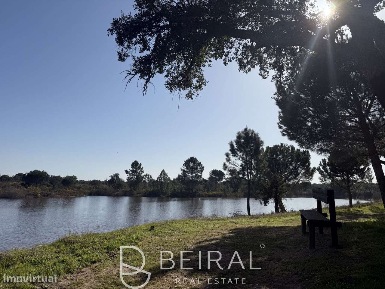 TERRENO DE PRESTÍGIO FRENTE AO LAGO NO GOLF DE SANTO ESTÊVÃO-11