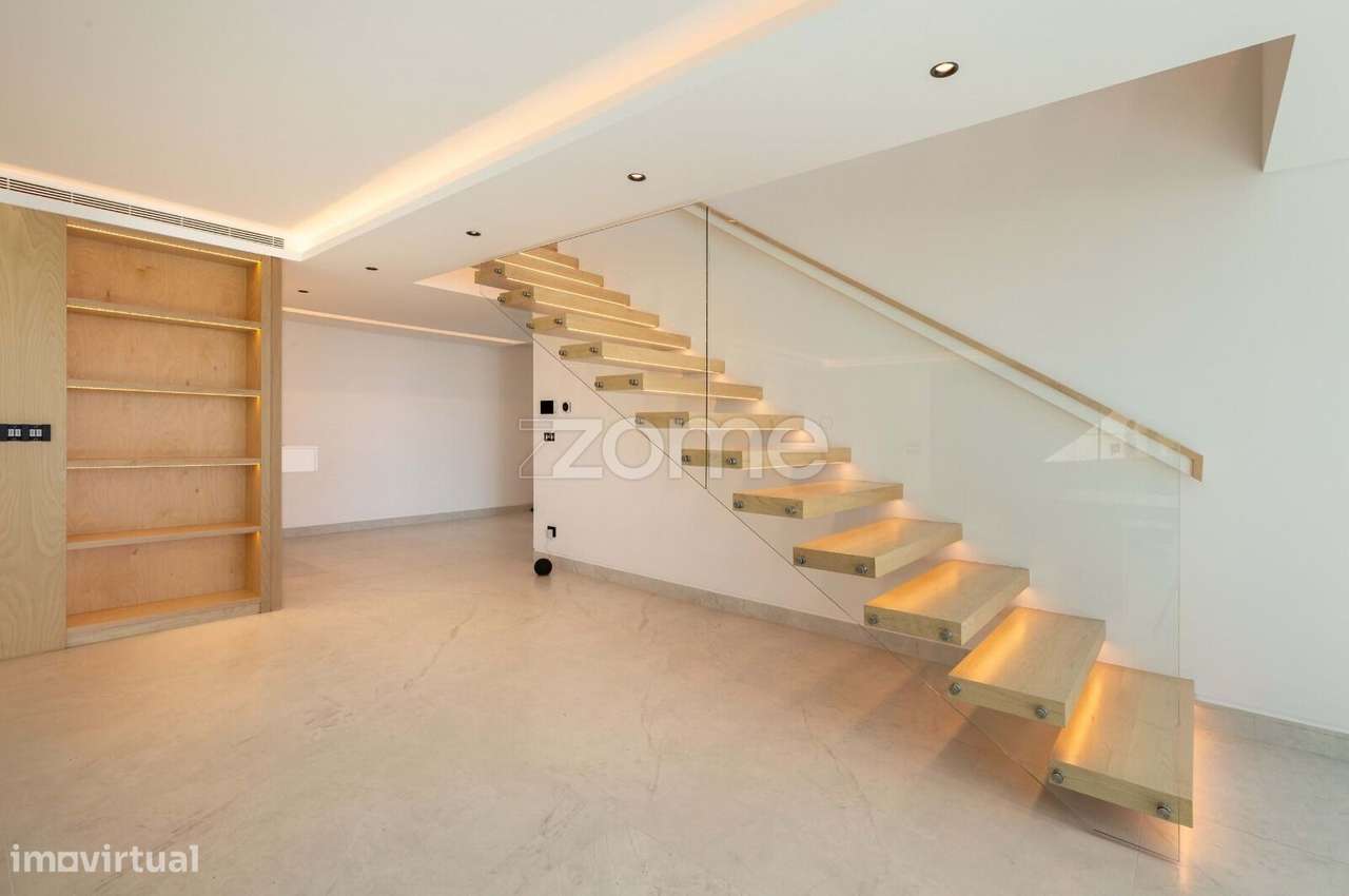 Moradia T4|Vista Baía|Funchal-39