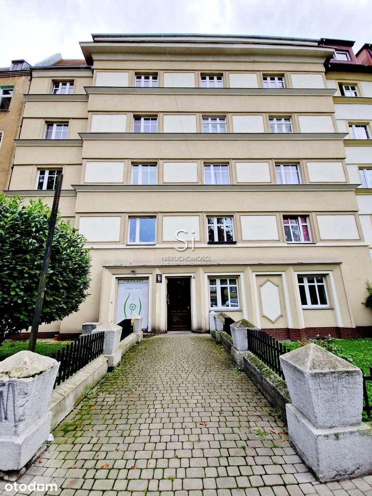 CENTRUM 3 pokoje - IDEALNE POD KANCELARIĘ/ BIURO /-1