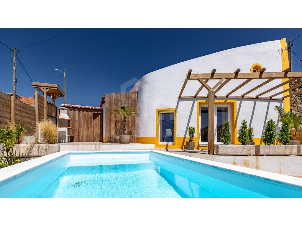Vende Moradia T2 - Ericeira 8 km, A Casa das Casas - Grande imagem: 1/23