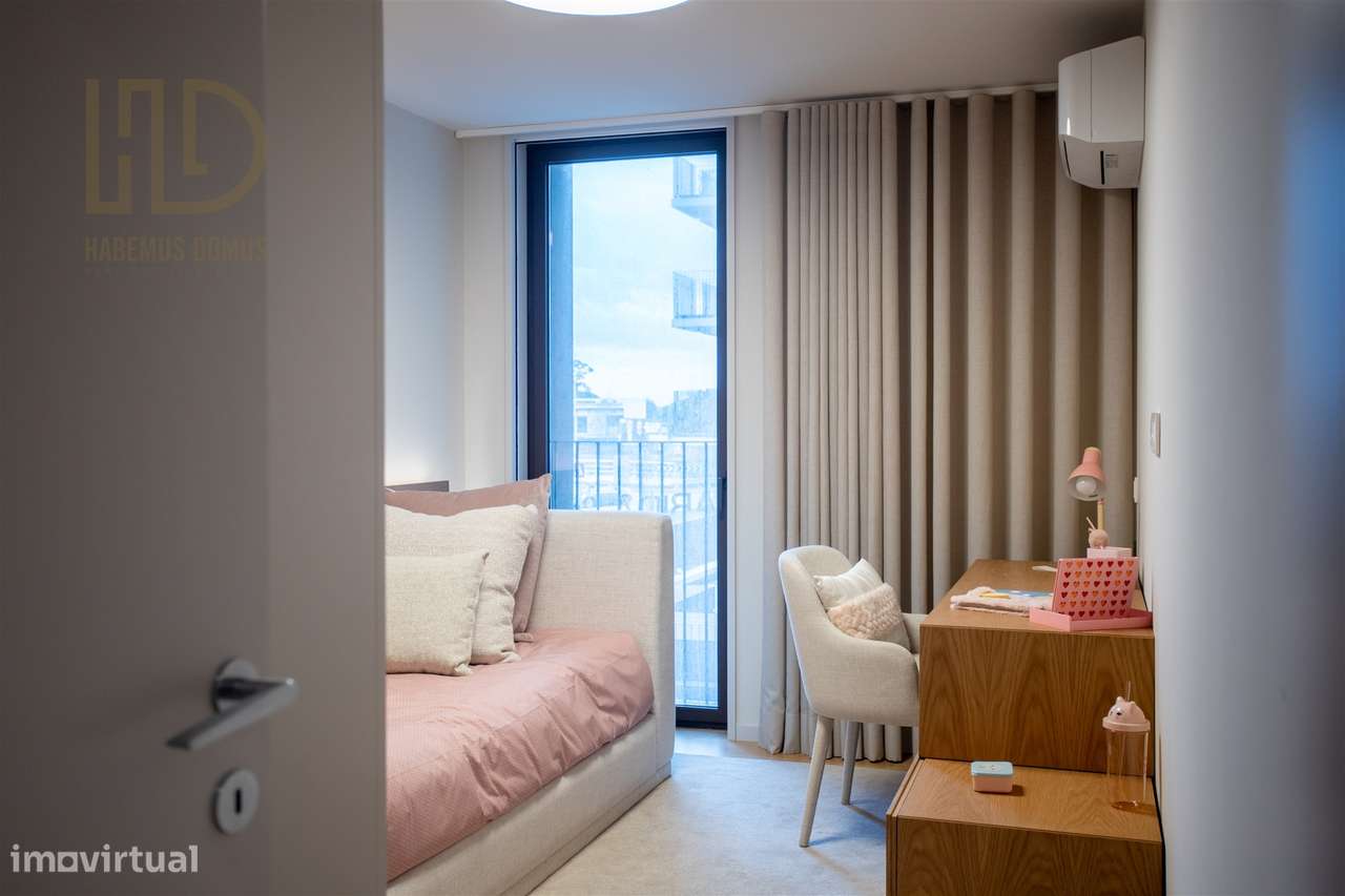 Apartamento T4 nos Jardins da Arrábida-17