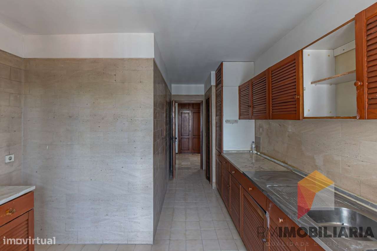 Apartamento T3 no centro de Matosinhos-20