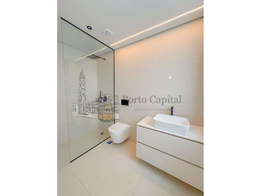 EXCELENTE APARTAMENTO T1, COM COZINHA EQUIPADA, VARANDA (28,77 M2),...-13