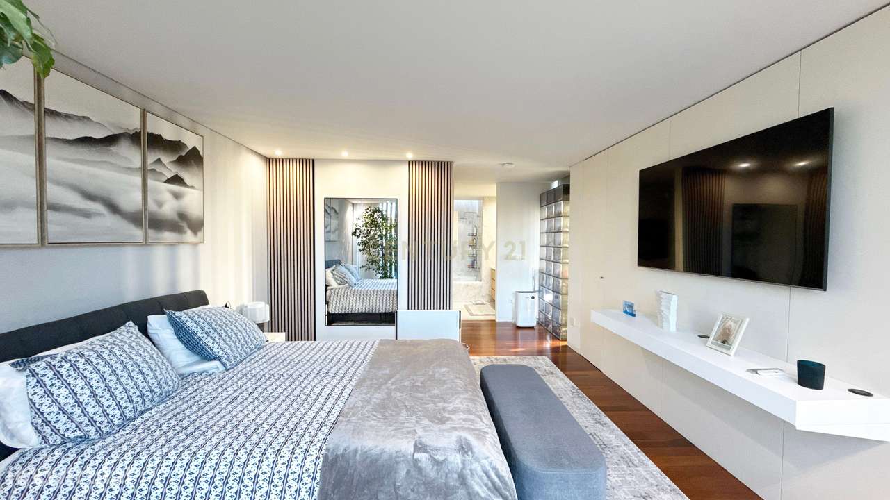 Moradia Térrea de Luxo com Piscina Aquecida e Jacuzzi a 2 km da Praia-48