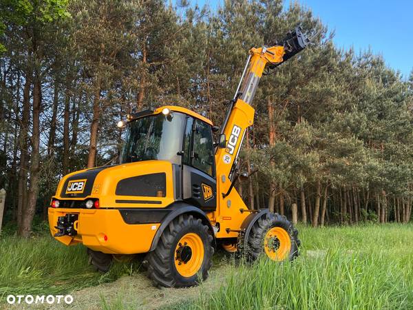 JCB TM 220 Ładowarka teleskopowa przegubowa - 18